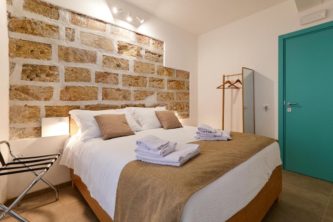 La Casa Di Chele Hotel Palermo Luaran gambar