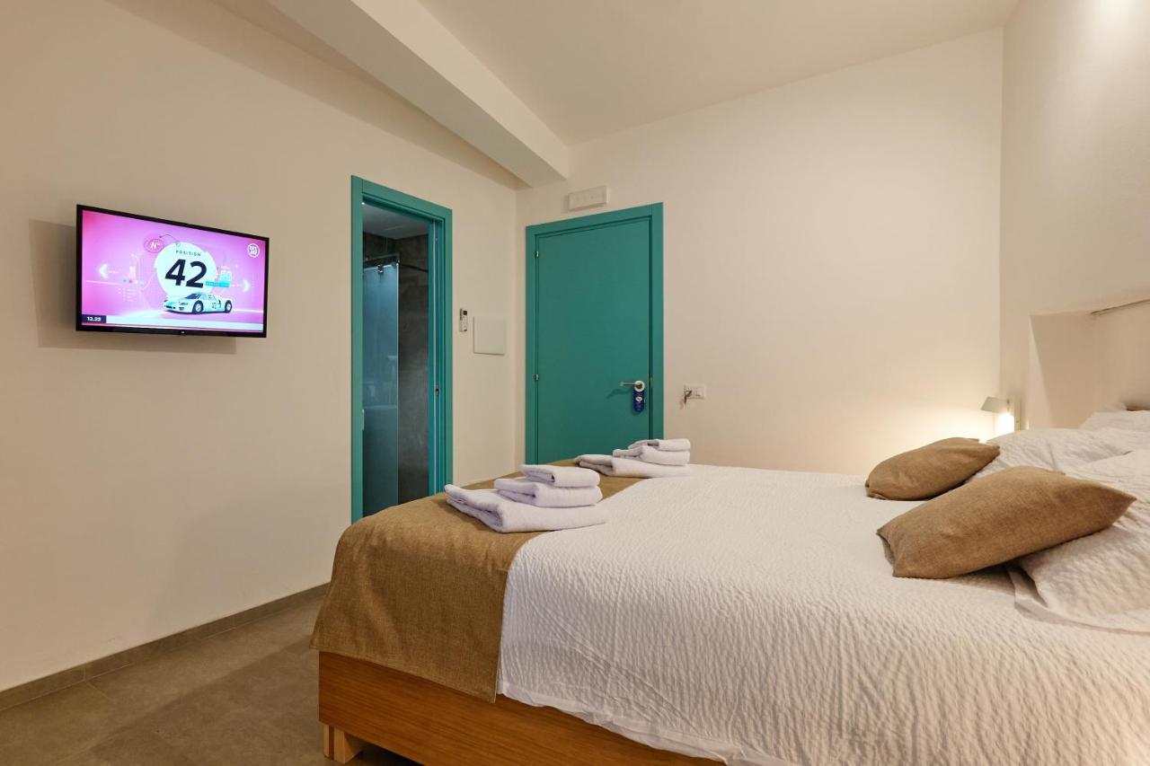 La Casa Di Chele Hotel Palermo Luaran gambar