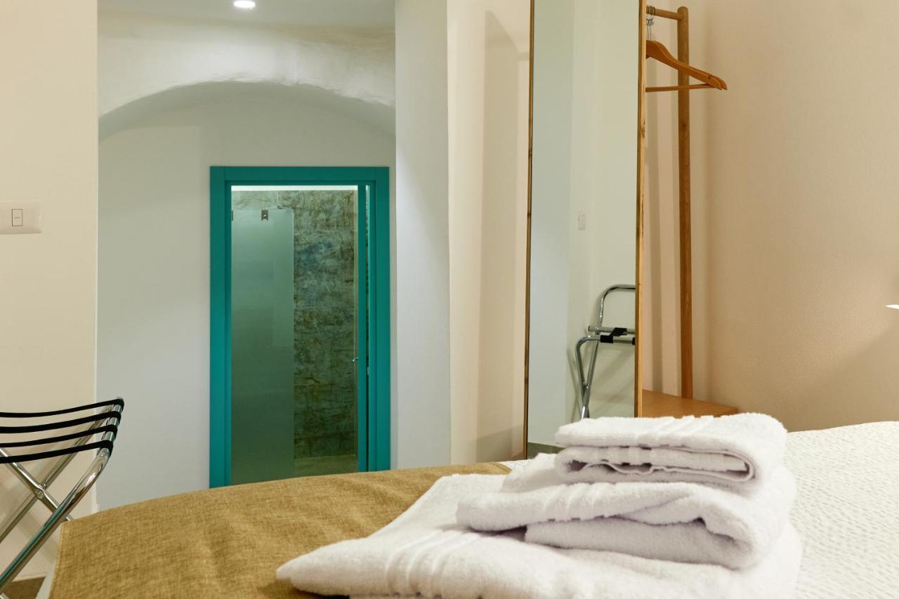 La Casa Di Chele Hotel Palermo Luaran gambar